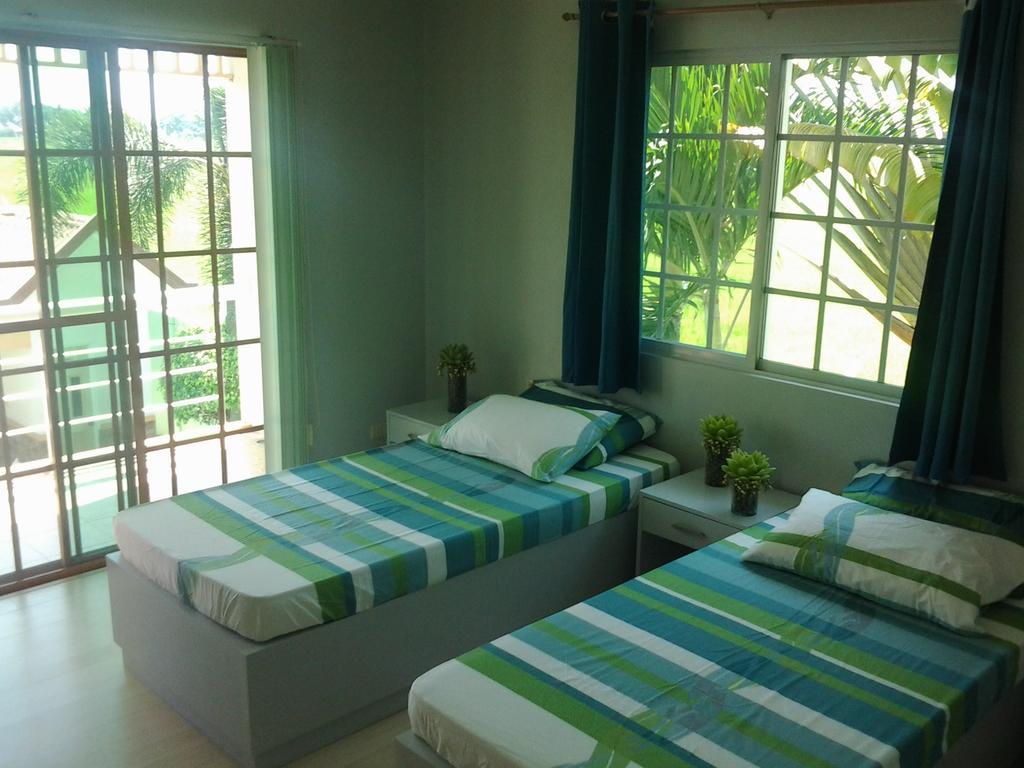 Sir Nico Guesthouse And Resort Pulilan Номер фото