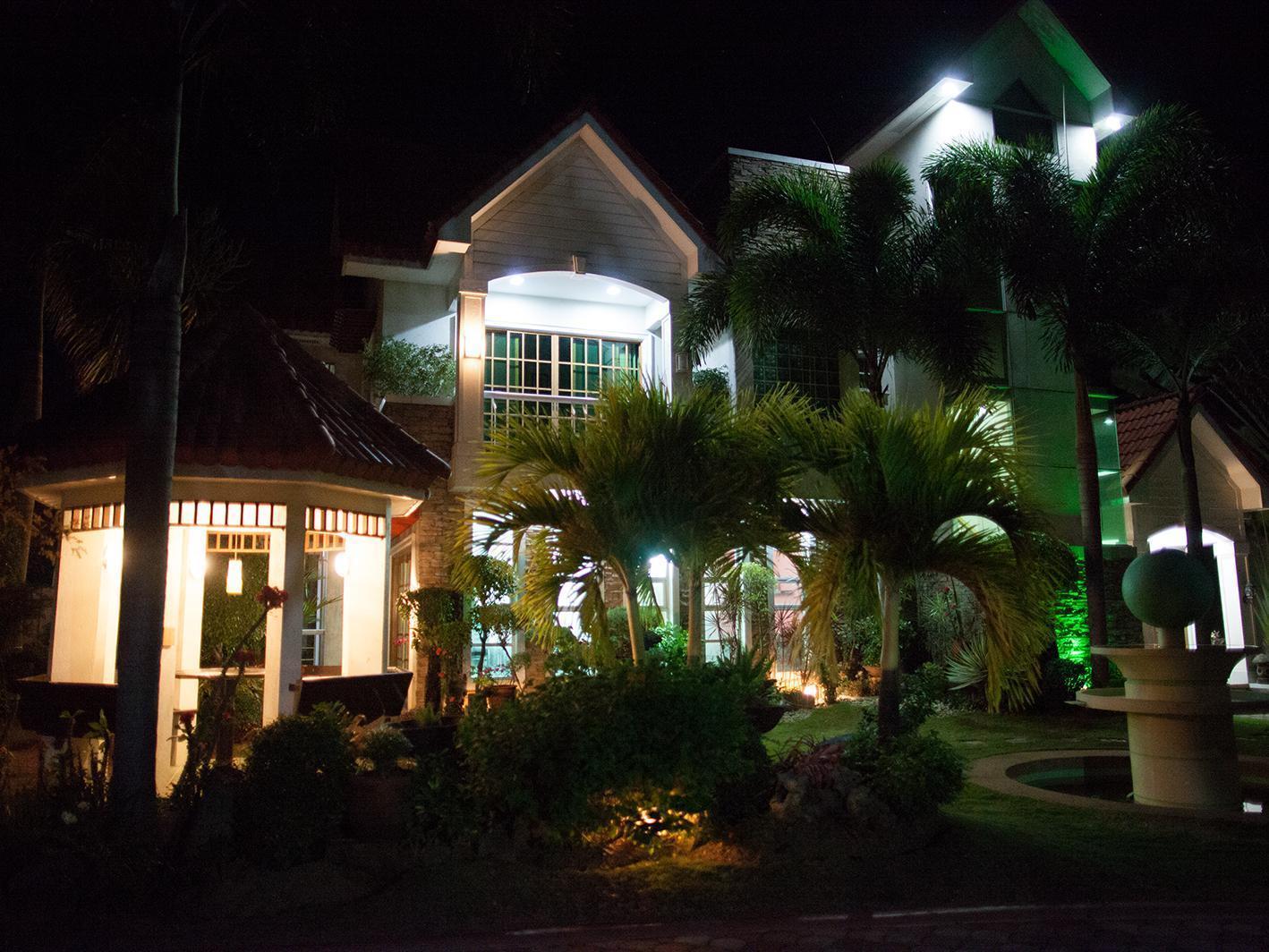 Sir Nico Guesthouse And Resort Plaridel  Экстерьер фото